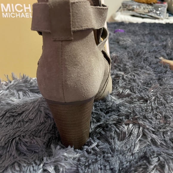 MK Booties - Picture 3 of 7